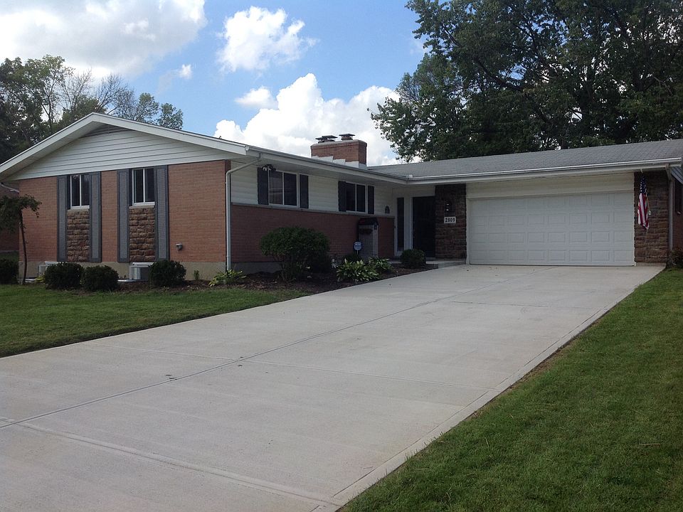 1st image of 2809 Parklawn Dr