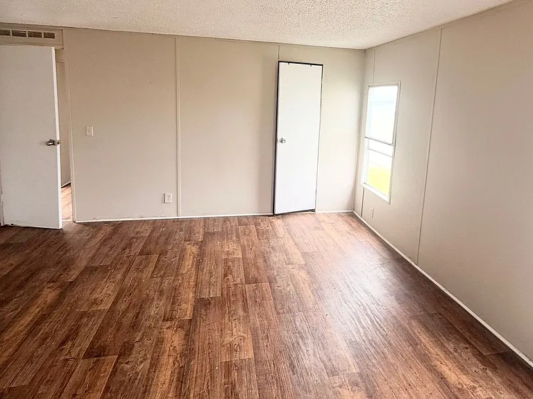 2081 Oakshire Rd #14 — Photo 11