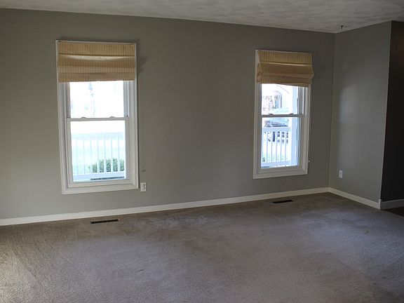 3rd image of 9931 N Jamaica Dr