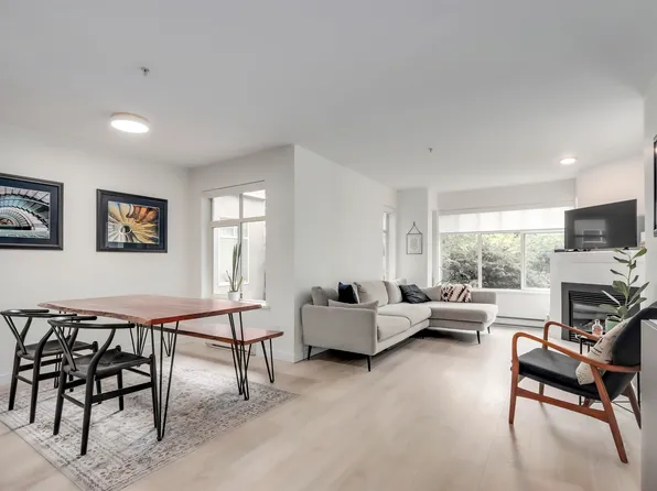 630 Roche Point Dr #104, North Vancouver, BC V7H 3A1