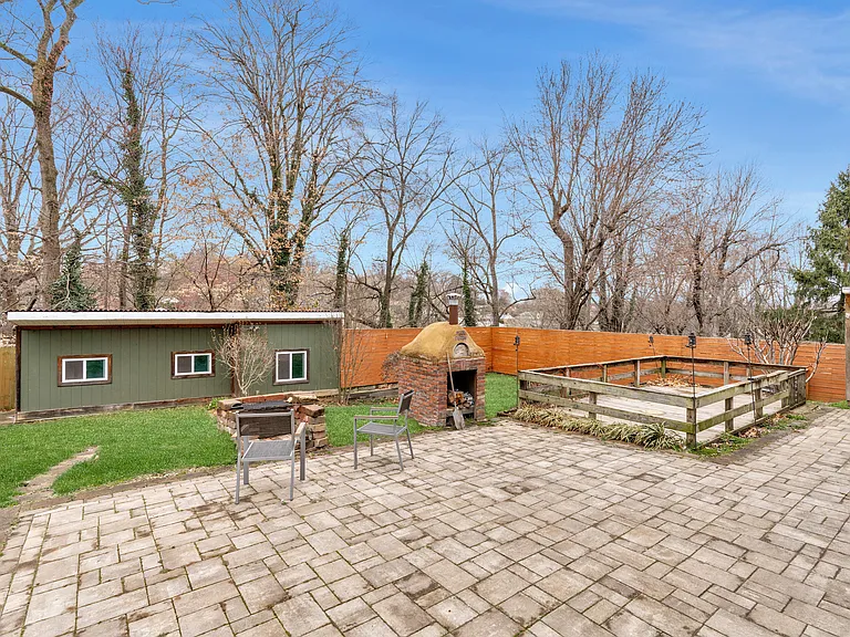 6329 Gentele Ct — Photo 11