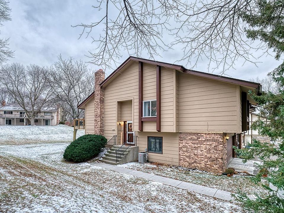 1st image of 3017 Devonshire Dr