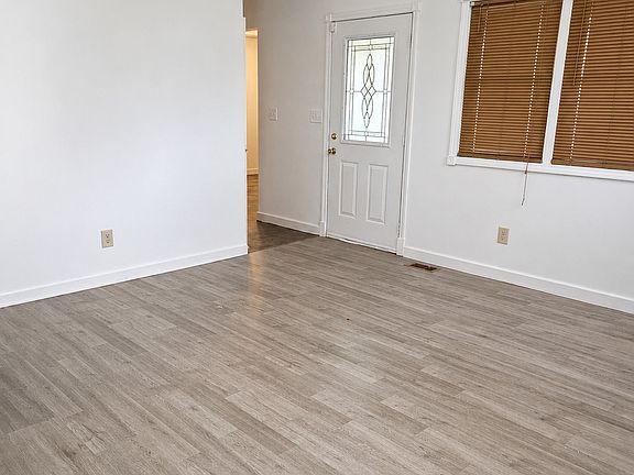 4th image of 4687 Buffalo Ln
