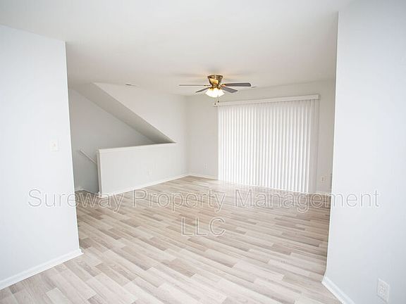 4th image of 608 Briarwood Ct #608