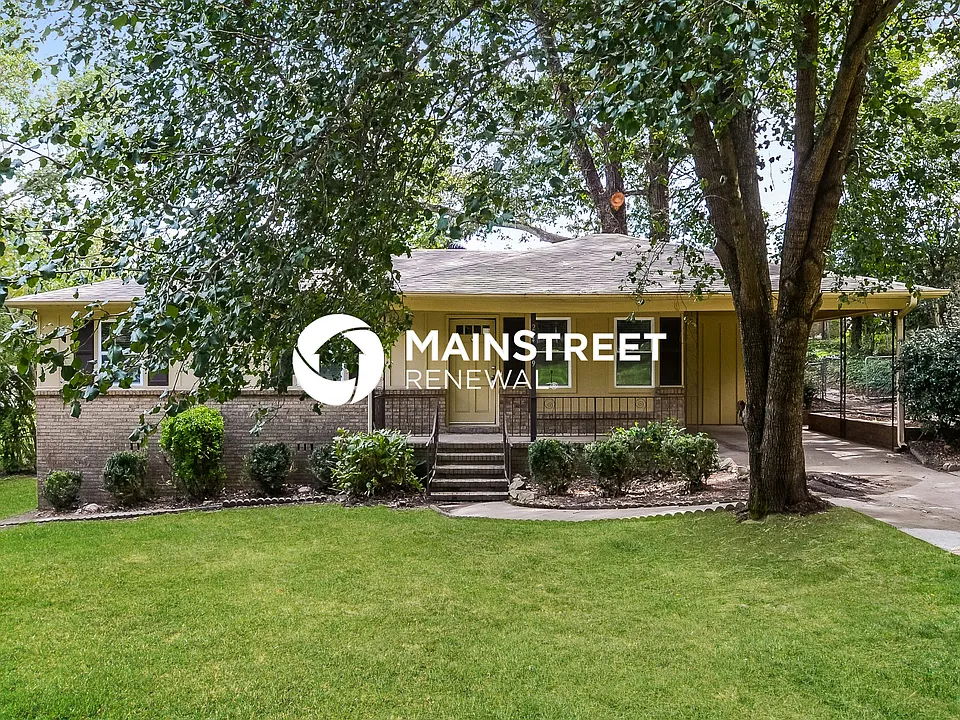 2429 Debbie Dr