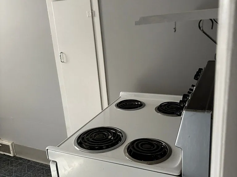 3911 Main St #1 — Photo 3