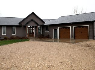 10 Kast Dr SW, New Richland, MN 56072