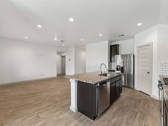 5th image of 8127 Molasses Way