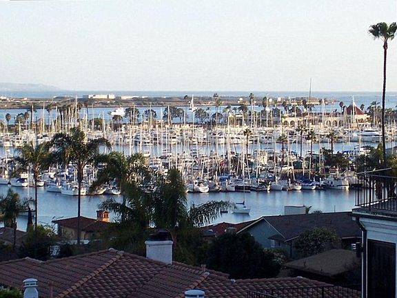 2nd image of 965 Harbor View Dr Unit 2