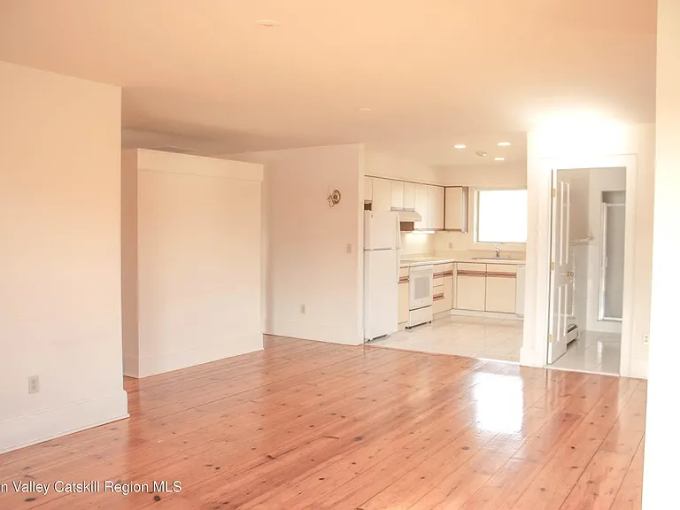 96 Jefferson Hill Rd #2 — Photo 7