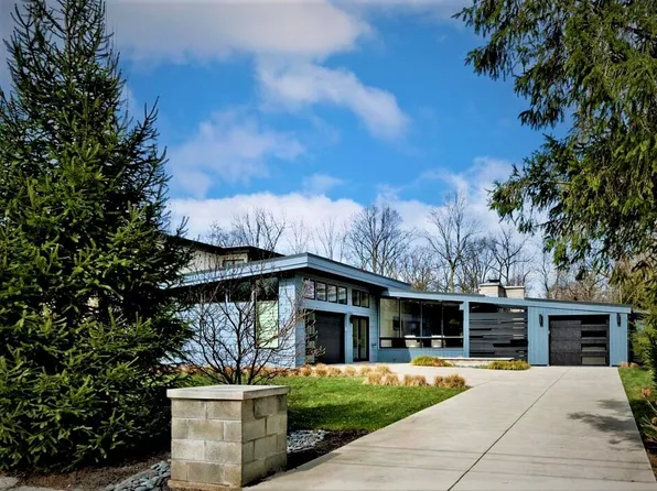 670 E 82nd St, Indianapolis, IN 46240