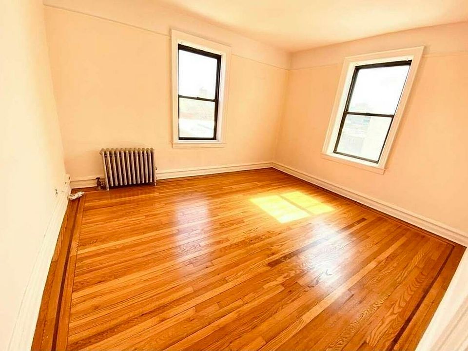 1st image of 28-35 41st St #D4