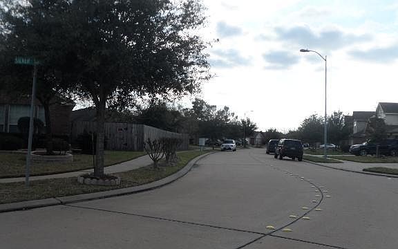 4th image of 19927 Sterling Falls Dr
