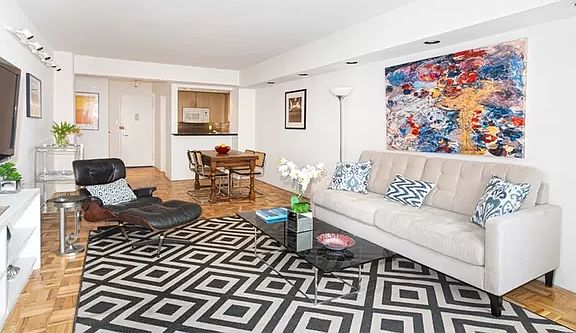 2nd image of 145 E 84th St APT 5D
