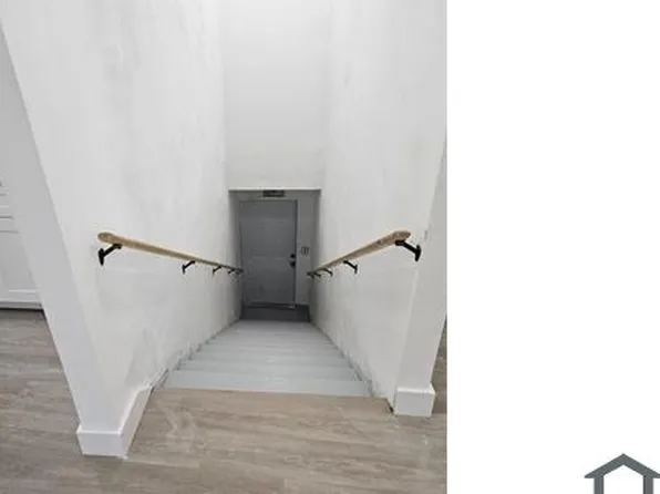 1514 NW 67th St #Up, Miami, FL 33147