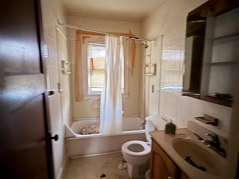 1439 N Jasper St — Photo 7