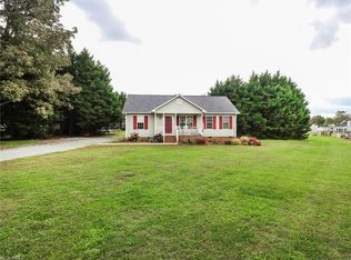 4103 Whispering Oaks Ct, Graham, NC 27253