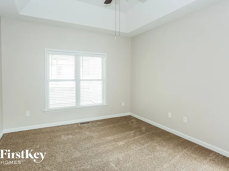 376 Stonehaven Ct SW — Photo 8