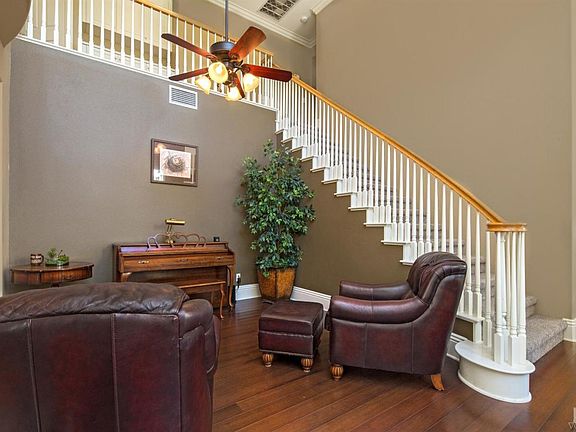 5th image of 3994 Mountain Creek Dr