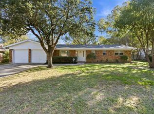 2321 Carten St, Fort Worth, TX 76112
