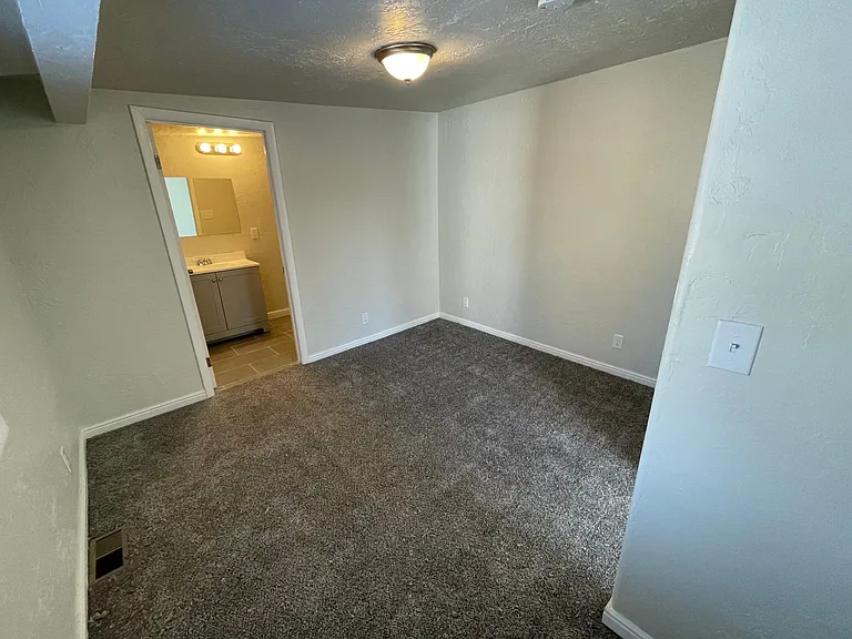 4340 W 5215 S #A — Photo 12
