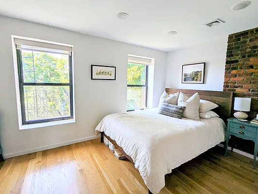 Rented by Highline Residential | media 2