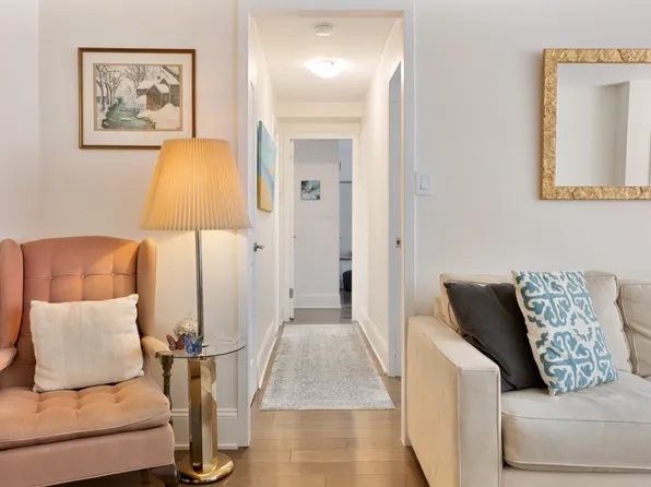 340 East 74th Street 1B image 3 of 9