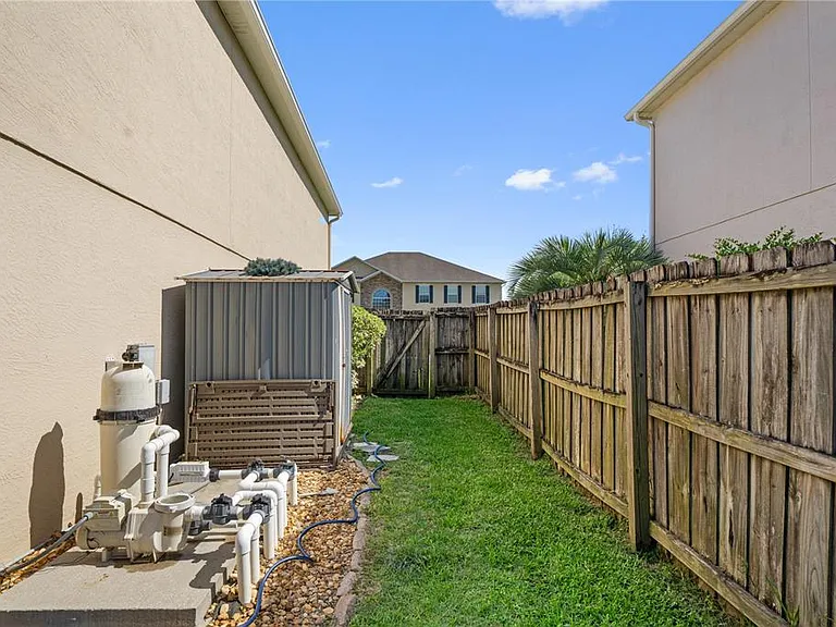 14308 NW 161st Ave — Photo 63