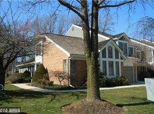 10 Raisin Tree Cir, Baltimore, MD 21208