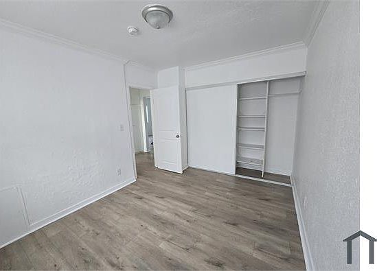 5th image of 3969 Denker Ave APT 2