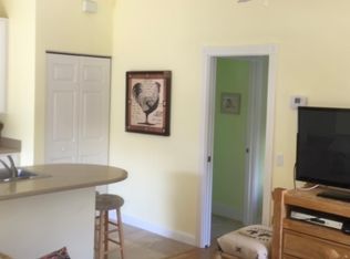 211 Caravelle Dr #1, Jupiter, FL 33458