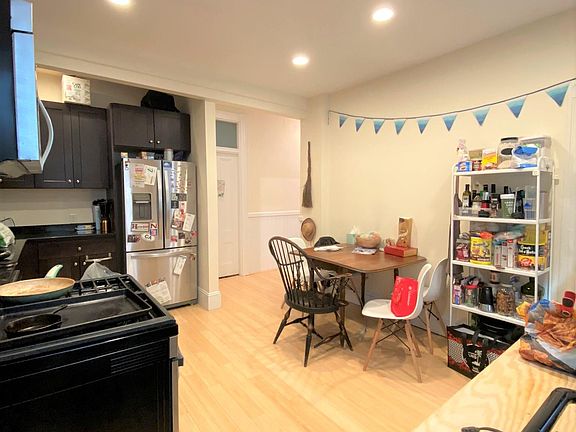 5th image of 322 Western Ave #4