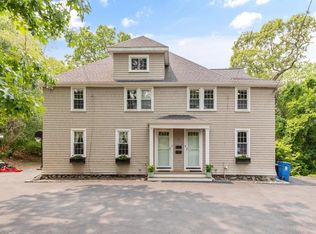 24 Myrtle Ter, Wakefield, MA 01880