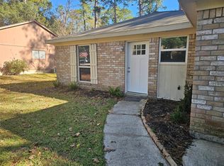 105 E Wavy Oak Cir, Spring, TX 77381