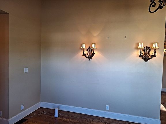 5th image of 8714 Kingsridge Dr