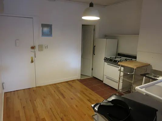 Rented by J Misrahi Realty Corp | media 11