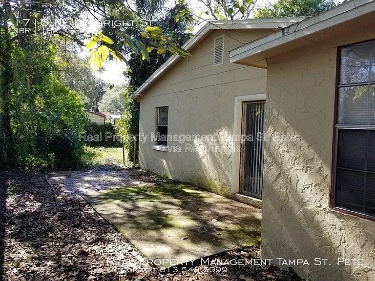 1715 E Lambright St N — Photo 10