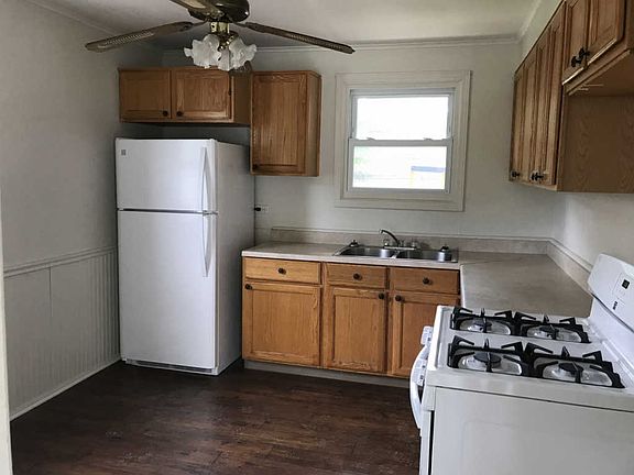 2nd image of 43 Sauk Trl