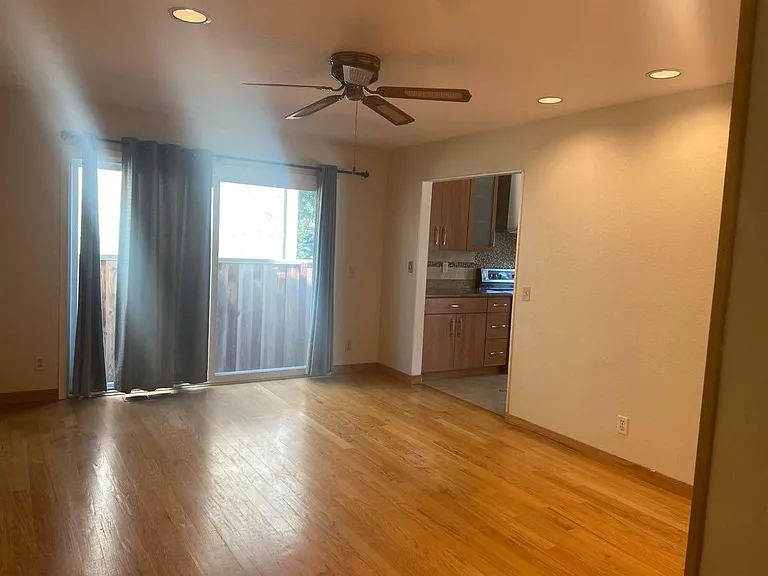 4460 George Oaks Dr — Photo 10