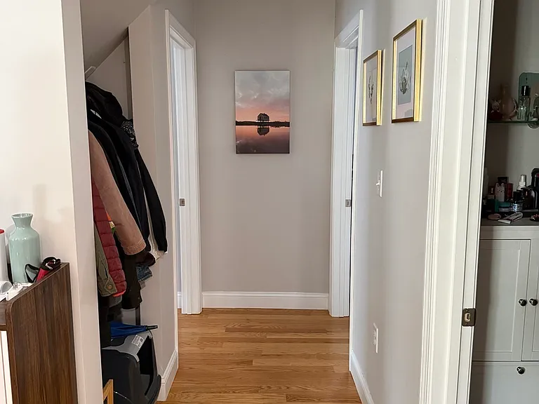 16 Hudson St #1 — Photo 7