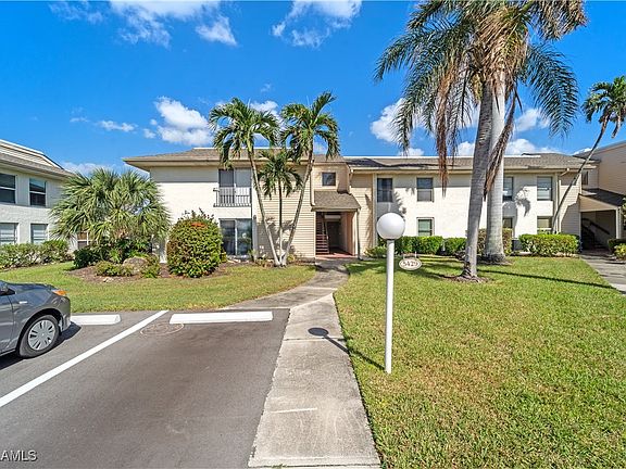 4th image of 5429 Peppertree Dr APT 11