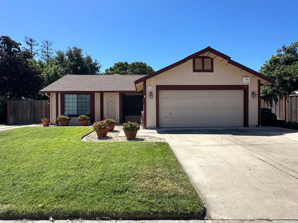 1532 Wawona St, Manteca, CA 95337