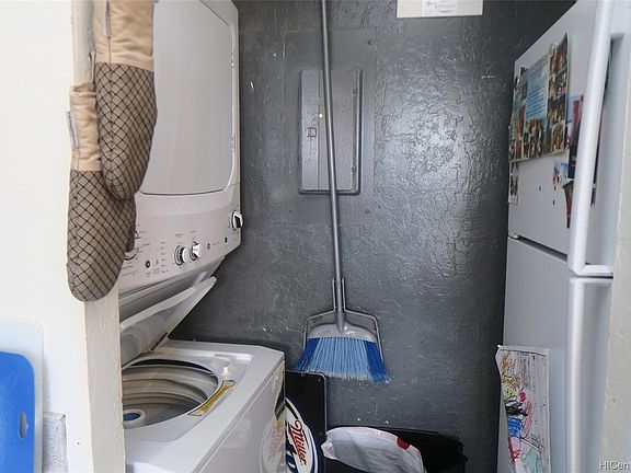 4th image of 320 Liliuokalani Ave Ph 4