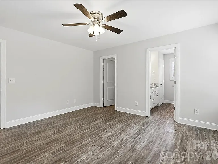 4221 End St — Photo 9