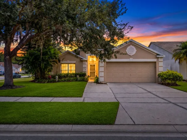 18102 Leafwood Cir, Lutz, FL 33558