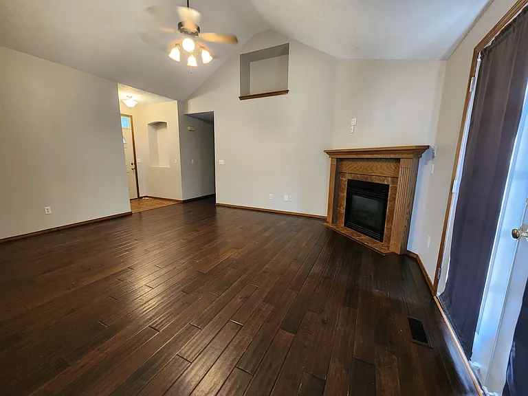 3445 S Brunswick Ave — Photo 7
