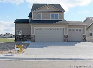3433 Ranch View Dr, Cheyenne, WY 82001