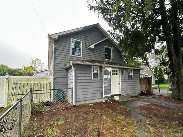 54 Oneill Avenue, Bay Shore, NY 11706
