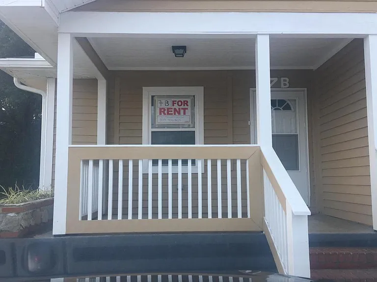7 Frazier St #B — Photo 2