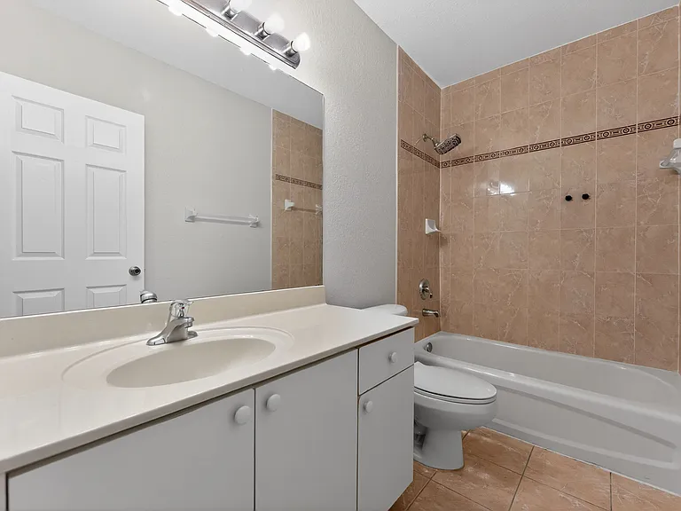 17106 SW 138th Ct — Photo 28